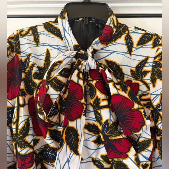 Floral African Print Long Sleeve Dress by Ofuure. Side Pockets, back Zip. Size M - Picture 3 of 13